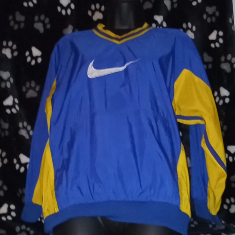 Nike shirt